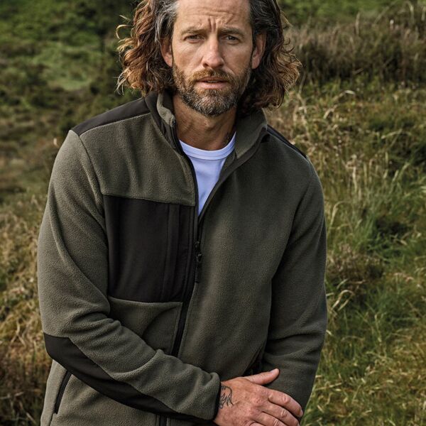 Mountain fleece (9120) Thumbnail